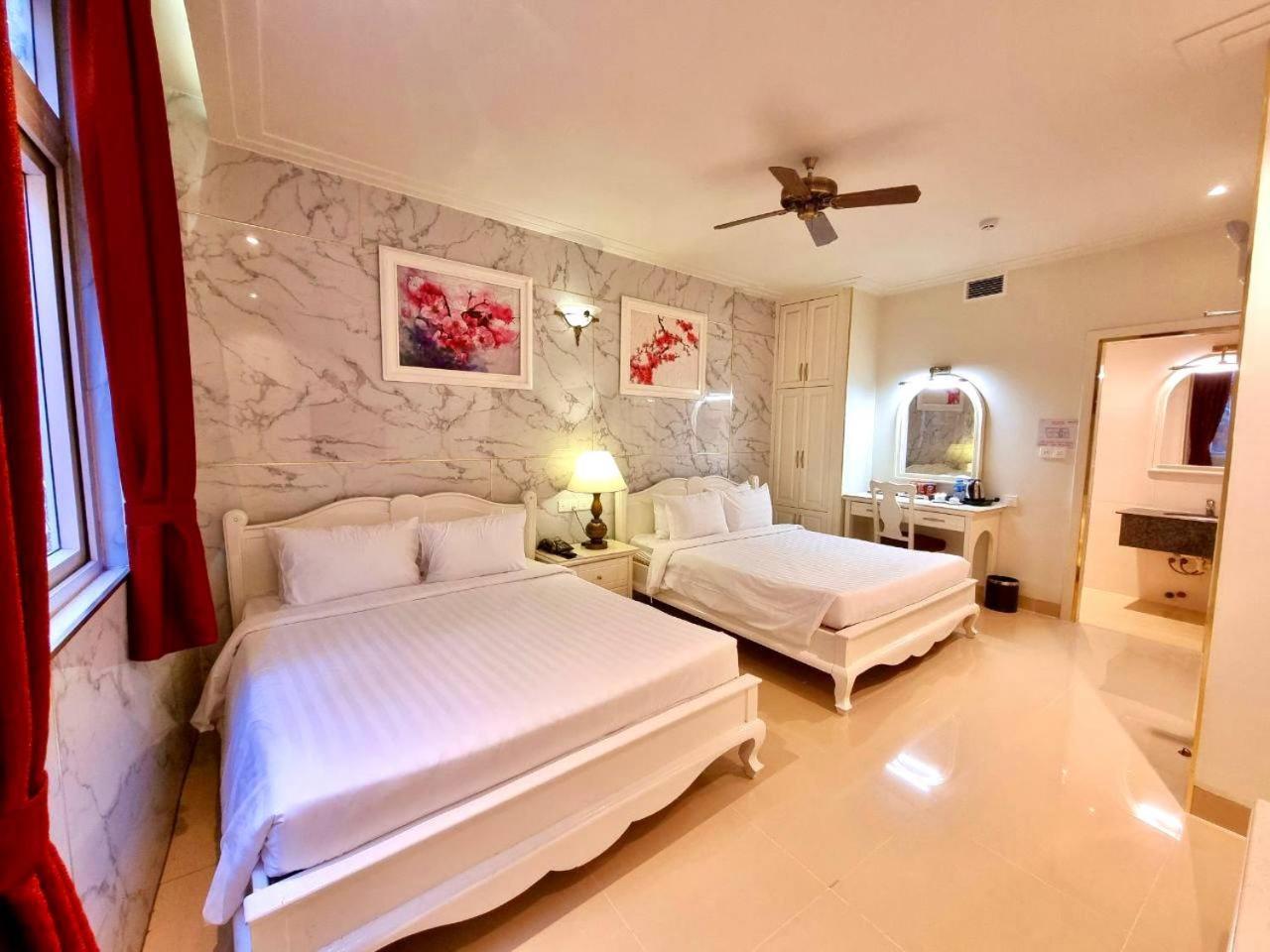 Tulip Hotel 3 Далат Екстер'єр фото