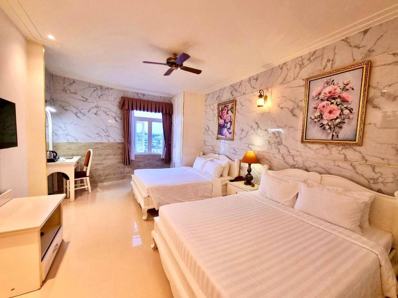 Tulip Hotel 3 Далат Екстер'єр фото
